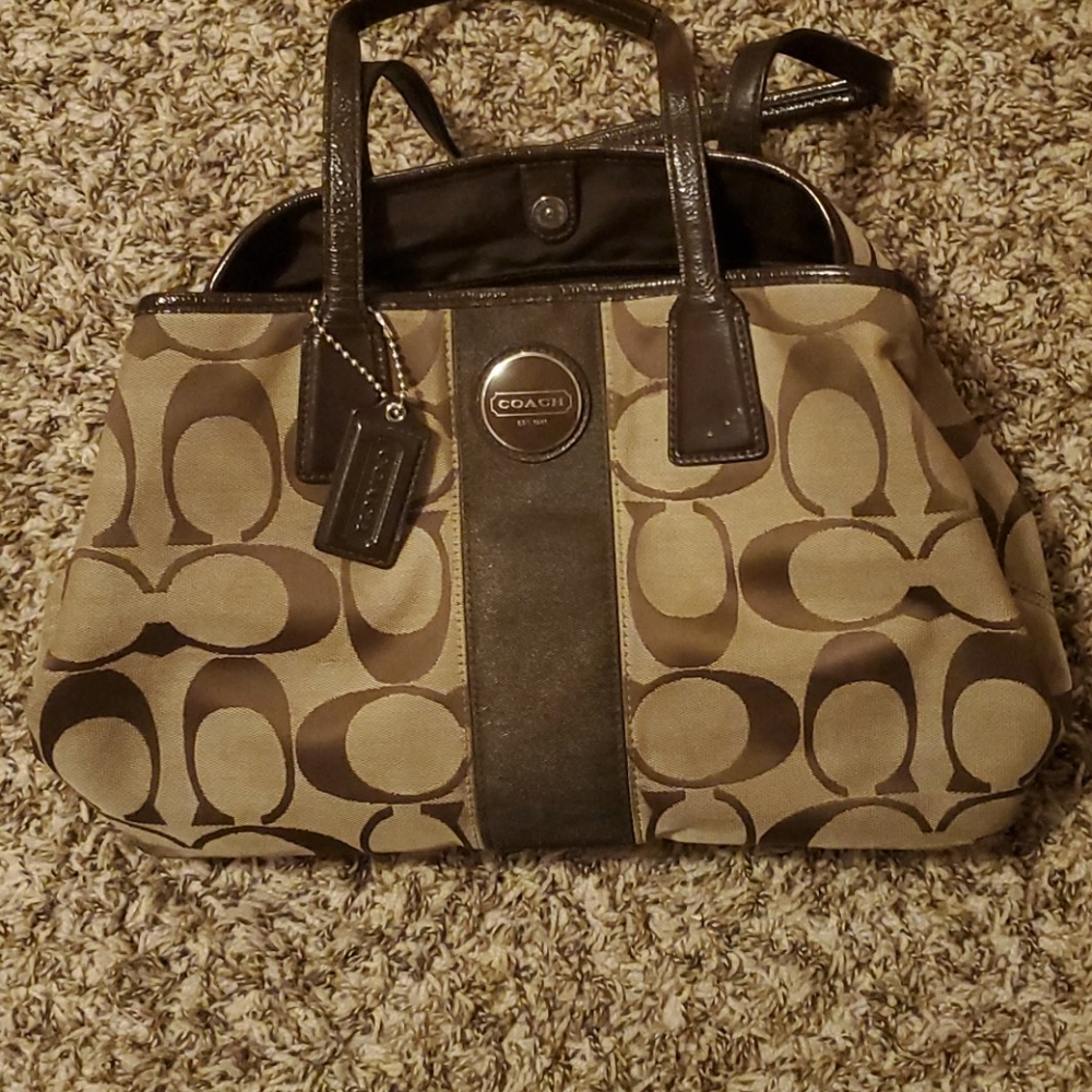 Classic tan & brown pattern authentic Coach purse
